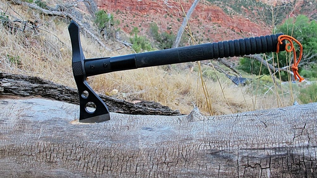 5 Best Throwing Tomahawks, Axes and Hatchets - Balanced Weapon for Sports and Camping