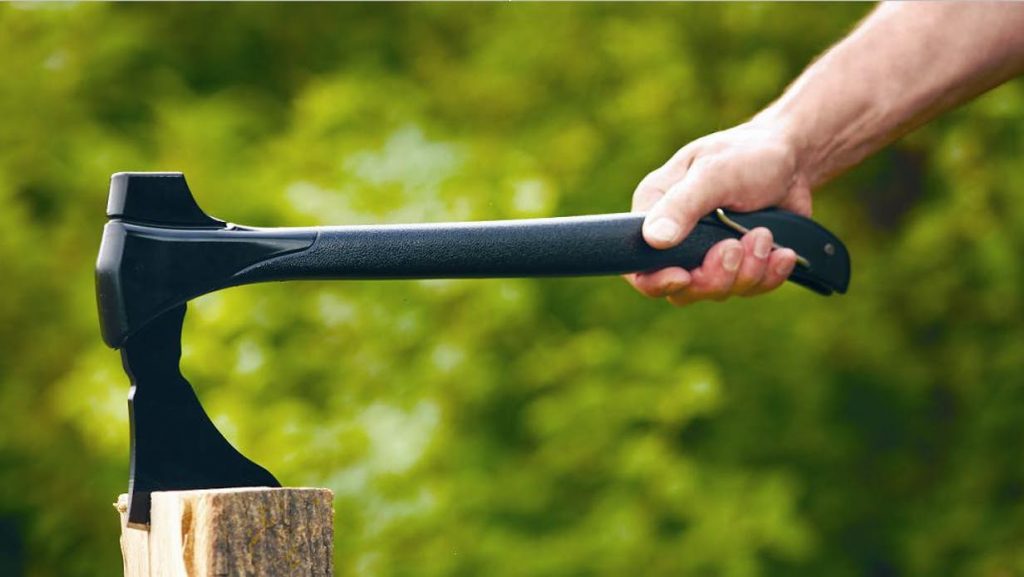 10 Best Tomahawks for All Your Needs: from Camping to Combat