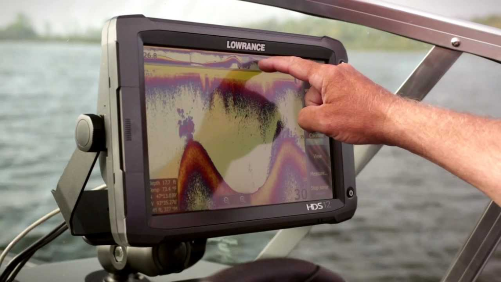 7 Great Fish Finder GPS Combos to Make Each Fishing Trip a Success