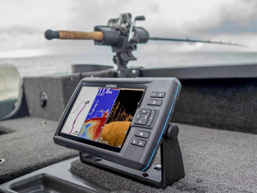 Best Fishfinder GPS Combos Under 1000 Dollars — Reviews and Buying Guide