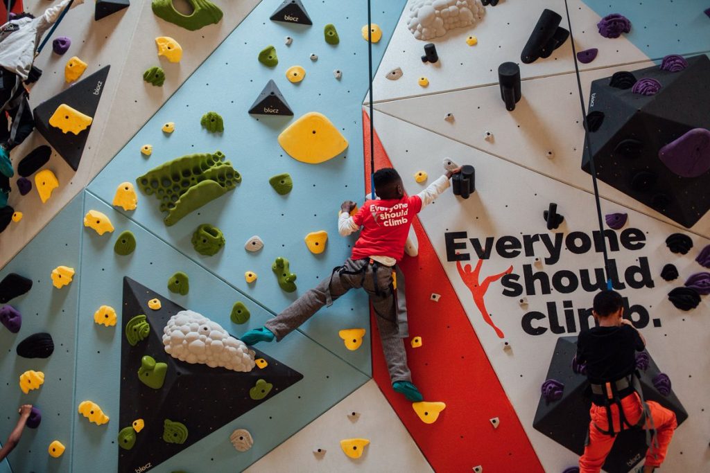 5 Best Climbing Shoes for Kids Who Want to Conquer New Heights