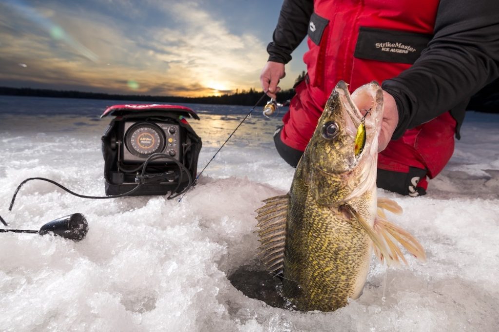 6 Outstanding Ice Fishing Flashers - Finding Your Next Catch Much Faster!